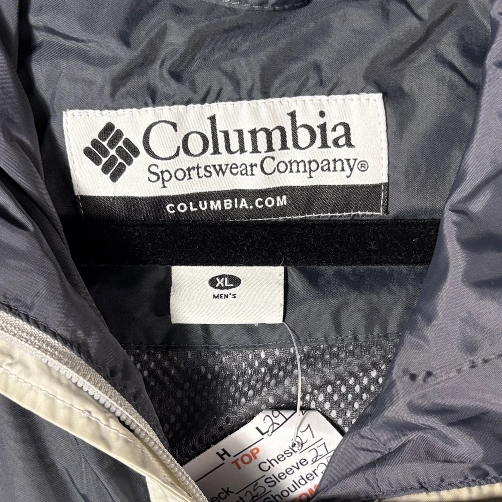 Columbia Men's Blue and‎ Gray Raincoat. XL 54” chest. GG